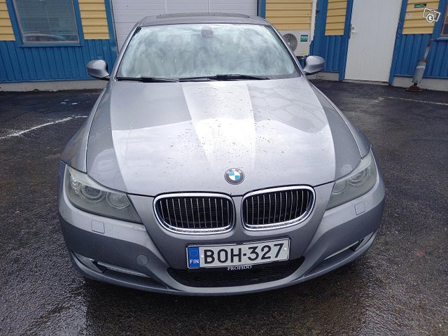 BMW 335 2