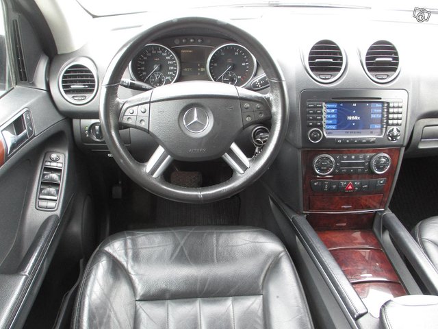 Mercedes-Benz ML 11