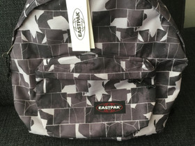 Uusi Eastpak-reppu, Laukut ja hatut, Asusteet ja kellot, Lahti, Tori.fi Uusi Eastpak-reppu, Laukut ja hatut, Asusteet ja kellot, Lahti, Tori.fi