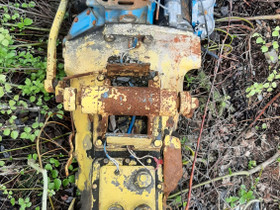 Ford 4000 moottori+vaihdelaatikko, Muut koneet ja tarvikkeet, Työkoneet ja kalusto, Kitee, Tori.fi Ford 4000 moottori+vaihdelaatikko, Muut koneet ja tarvikkeet, Työkoneet ja kalusto, Kitee, Tori.fi