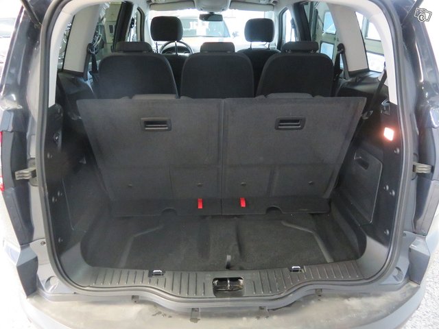 FORD S-MAX 11