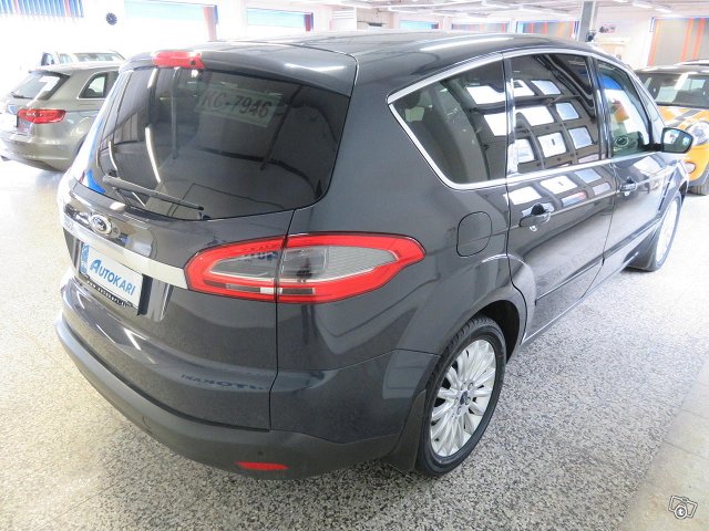 FORD S-MAX 12