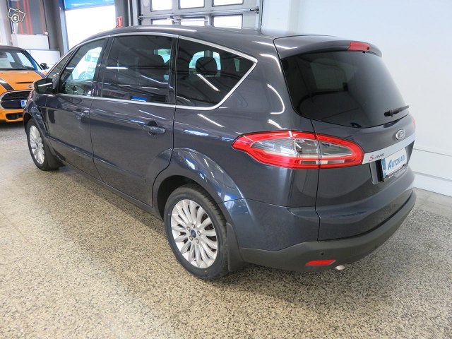FORD S-MAX 13