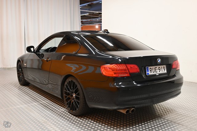 BMW 325 4
