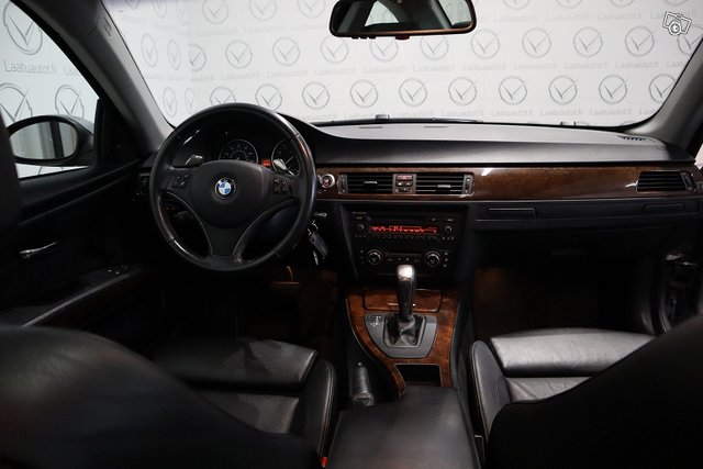 BMW 335 11