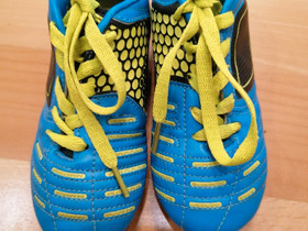 Hummel nappikset, koko 29., Jalkapallo, Urheilu ja ulkoilu, Rauma, Tori.fi Hummel nappikset, koko 29., Jalkapallo, Urheilu ja ulkoilu, Rauma, Tori.fi