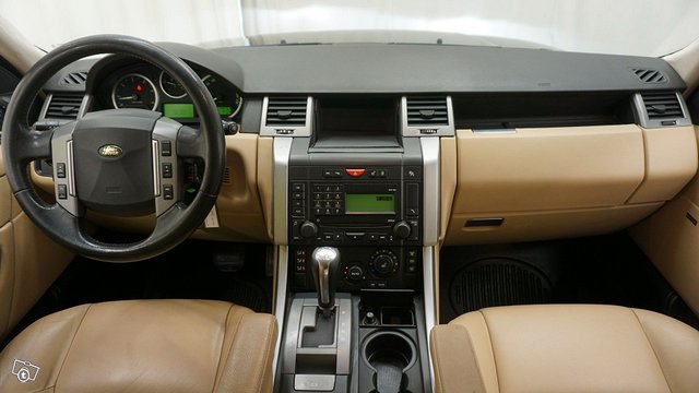 Land Rover Range Rover Sport 9