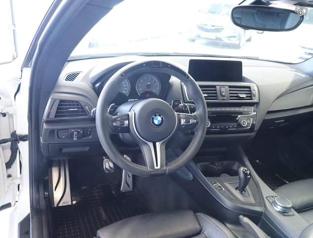 BMW M2 11