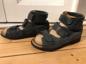 Mendivil tukisandaalit koko 41, Vaatteet ja kengät, Helsinki, Tori.fi Mendivil tukisandaalit koko 41, Vaatteet ja kengät, Helsinki, Tori.fi