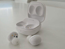 Samsung Buds 2 langattomat nappikuulokkeet, Audio ja musiikkilaitteet, Viihde-elektroniikka, Tampere, Tori.fi Samsung Buds 2 langattomat nappikuulokkeet, Audio ja musiikkilaitteet, Viihde-elektroniikka, Tampere, Tori.fi