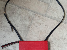 Tommy Hilfiger laukku, Laukut ja hatut, Asusteet ja kellot, Hollola, Tori.fi Tommy Hilfiger laukku, Laukut ja hatut, Asusteet ja kellot, Hollola, Tori.fi