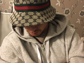Gucci Fedora hattu, Laukut ja hatut, Asusteet ja kellot, Pori, Tori.fi Gucci Fedora hattu, Laukut ja hatut, Asusteet ja kellot, Pori, Tori.fi