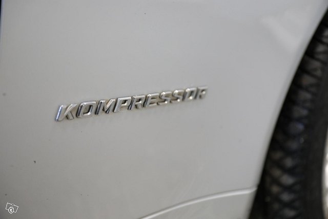 Mercedes-Benz SLK 8