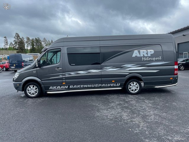 Mercedes-Benz Sprinter 8
