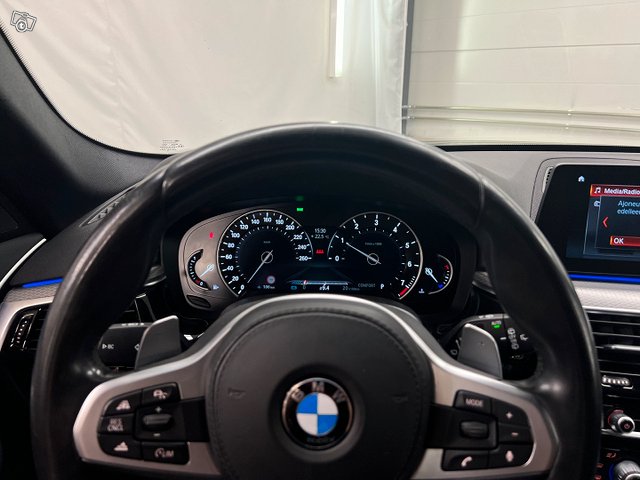 BMW 540 23