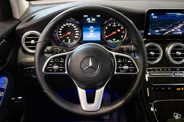 Mercedes-Benz GLC 21
