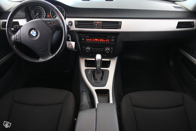 BMW 3-sarja 17