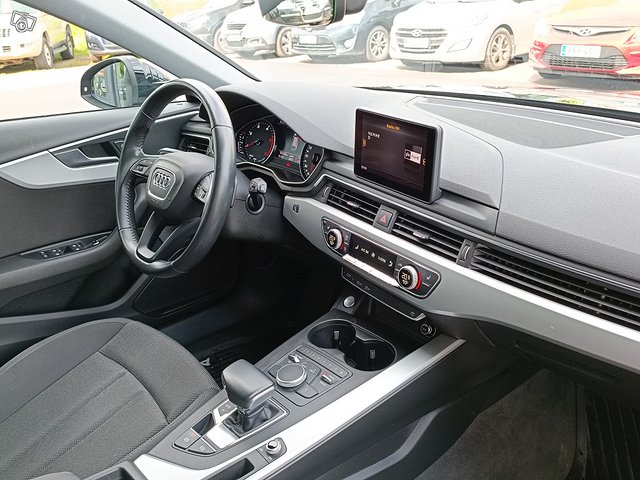 Audi A4 Avant 11