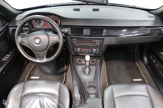 BMW 335 15