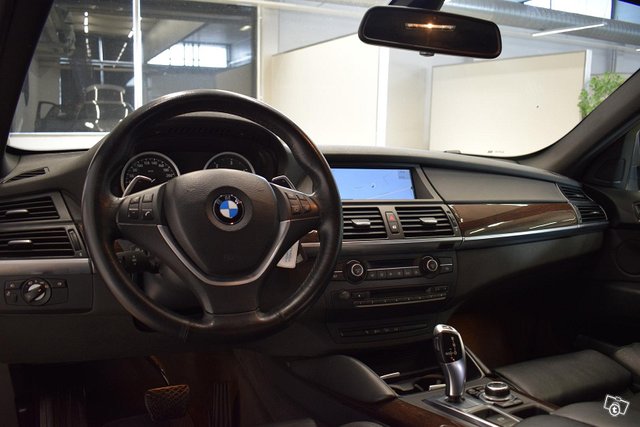 BMW X6 19