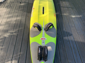 Mistral Screamer 88 litrainen slalom lauta, Muu urheilu ja ulkoilu, Urheilu ja ulkoilu, Pietarsaari, Tori.fi Mistral Screamer 88 litrainen slalom lauta, Muu urheilu ja ulkoilu, Urheilu ja ulkoilu, Pietarsaari, Tori.fi