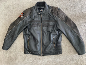 Harley Davidson miesten nahkainen ajotakki koko XL, Ajoasut, kengät ja kypärät, Mototarvikkeet ja varaosat, Helsinki, Tori.fi Harley Davidson miesten nahkainen ajotakki koko XL, Ajoasut, kengät ja kypärät, Mototarvikkeet ja varaosat, Helsinki, Tori.fi
