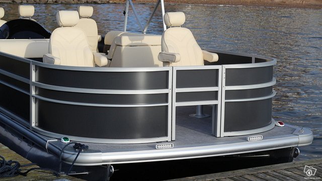 Trapper PONTOON 22 FISH 21