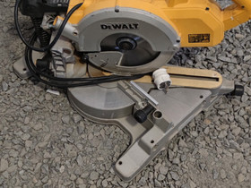 Kuvan saha DeWalt, Työkalut, tikkaat ja laitteet, Rakennustarvikkeet ja työkalut, Tampere, Tori.fi Kuvan saha DeWalt, Työkalut, tikkaat ja laitteet, Rakennustarvikkeet ja työkalut, Tampere, Tori.fi