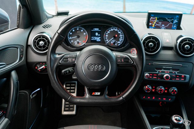 Audi S1 12
