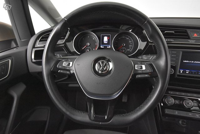 Volkswagen TOURAN 16