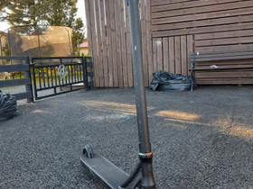 Ethic Erawan Scootti, Rullaluistelu ja skeittaus, Urheilu ja ulkoilu, Pori, Tori.fi Ethic Erawan Scootti, Rullaluistelu ja skeittaus, Urheilu ja ulkoilu, Pori, Tori.fi