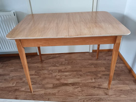Vintage 50-Luvun Massiivipuinen Pöytä, Pöydät ja tuolit, Sisustus ja huonekalut, Kuhmoinen, Tori.fi Vintage 50-Luvun Massiivipuinen Pöytä, Pöydät ja tuolit, Sisustus ja huonekalut, Kuhmoinen, Tori.fi