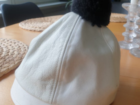 Costo S lippahattu, Laukut ja hatut, Asusteet ja kellot, Lahti, Tori.fi Costo S lippahattu, Laukut ja hatut, Asusteet ja kellot, Lahti, Tori.fi