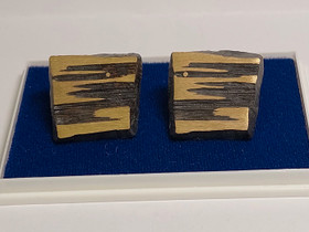 Karl Laine pronssiset vintage kalvosinnapit, Kellot ja korut, Asusteet ja kellot, Tampere, Tori.fi Karl Laine pronssiset vintage kalvosinnapit, Kellot ja korut, Asusteet ja kellot, Tampere, Tori.fi