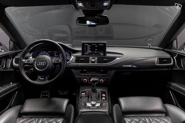 Audi S7 11