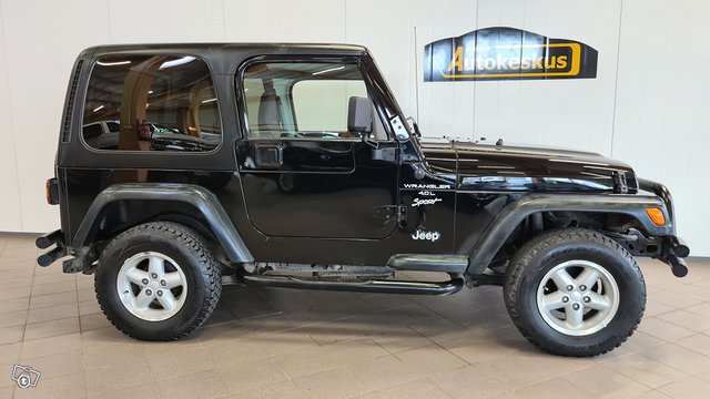 Jeep Wrangler 2