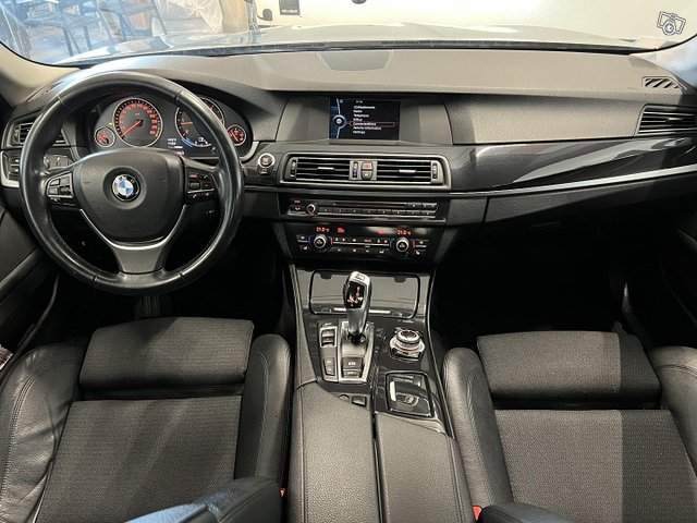 BMW 525 18