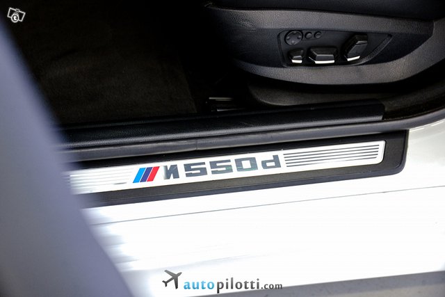 BMW M550d 24