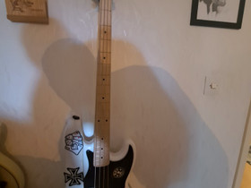 Squier Contemporary Active Jazz Bass, Kitarat, bassot ja vahvistimet, Musiikki ja soittimet, Lahti, Tori.fi Squier Contemporary Active Jazz Bass, Kitarat, bassot ja vahvistimet, Musiikki ja soittimet, Lahti, Tori.fi