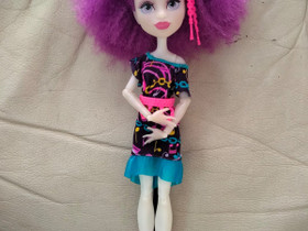 Monster High Spectra, Pelit ja muut harrastukset, Janakkala, Tori.fi Monster High Spectra, Pelit ja muut harrastukset, Janakkala, Tori.fi