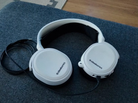 Steelseries Arctis kuulokkeet, Muu tietotekniikka, Tietokoneet ja lisälaitteet, Lahti, Tori.fi Steelseries Arctis kuulokkeet, Muu tietotekniikka, Tietokoneet ja lisälaitteet, Lahti, Tori.fi