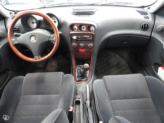 Alfa Romeo 156 13