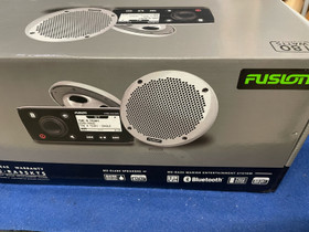 Fusion venestereo kaiuttimella, Veneen varusteet ja varaosat, Venetarvikkeet ja veneily, Laitila, Tori.fi Fusion venestereo kaiuttimella, Veneen varusteet ja varaosat, Venetarvikkeet ja veneily, Laitila, Tori.fi