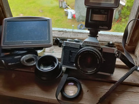 Fujica kamera ja Tom Tom navi, Kamerat, Kamerat ja valokuvaus, Sotkamo, Tori.fi Fujica kamera ja Tom Tom navi, Kamerat, Kamerat ja valokuvaus, Sotkamo, Tori.fi