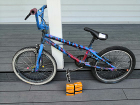 Bmx temppupyörä, Muut pyörät, Polkupyörät ja pyöräily, Tornio, Tori.fi Bmx temppupyörä, Muut pyörät, Polkupyörät ja pyöräily, Tornio, Tori.fi