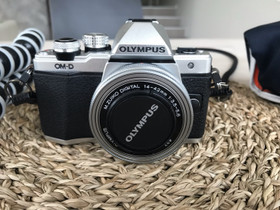 Olympus OM-D E-M10 Mark II -järjestelmäkamera, Kamerat, Kamerat ja valokuvaus, Jyväskylä, Tori.fi Olympus OM-D E-M10 Mark II -järjestelmäkamera, Kamerat, Kamerat ja valokuvaus, Jyväskylä, Tori.fi