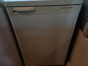 Bosch pikkupakastin kaappi, Jääkaapit ja pakastimet, Kodinkoneet, Sotkamo, Tori.fi Bosch pikkupakastin kaappi, Jääkaapit ja pakastimet, Kodinkoneet, Sotkamo, Tori.fi