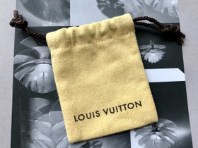 LV dustbag, Muut asusteet, Asusteet ja kellot, Espoo, Tori.fi LV dustbag, Muut asusteet, Asusteet ja kellot, Espoo, Tori.fi