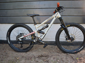 Commencal clash 24 2020 Sysmä/Vantaa, Lasten pyörät, Polkupyörät ja pyöräily, Sysmä, Tori.fi Commencal clash 24 2020 Sysmä/Vantaa, Lasten pyörät, Polkupyörät ja pyöräily, Sysmä, Tori.fi