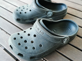 Crocs-sandaalit, Lastenvaatteet ja kengät, Tuusula, Tori.fi Crocs-sandaalit, Lastenvaatteet ja kengät, Tuusula, Tori.fi